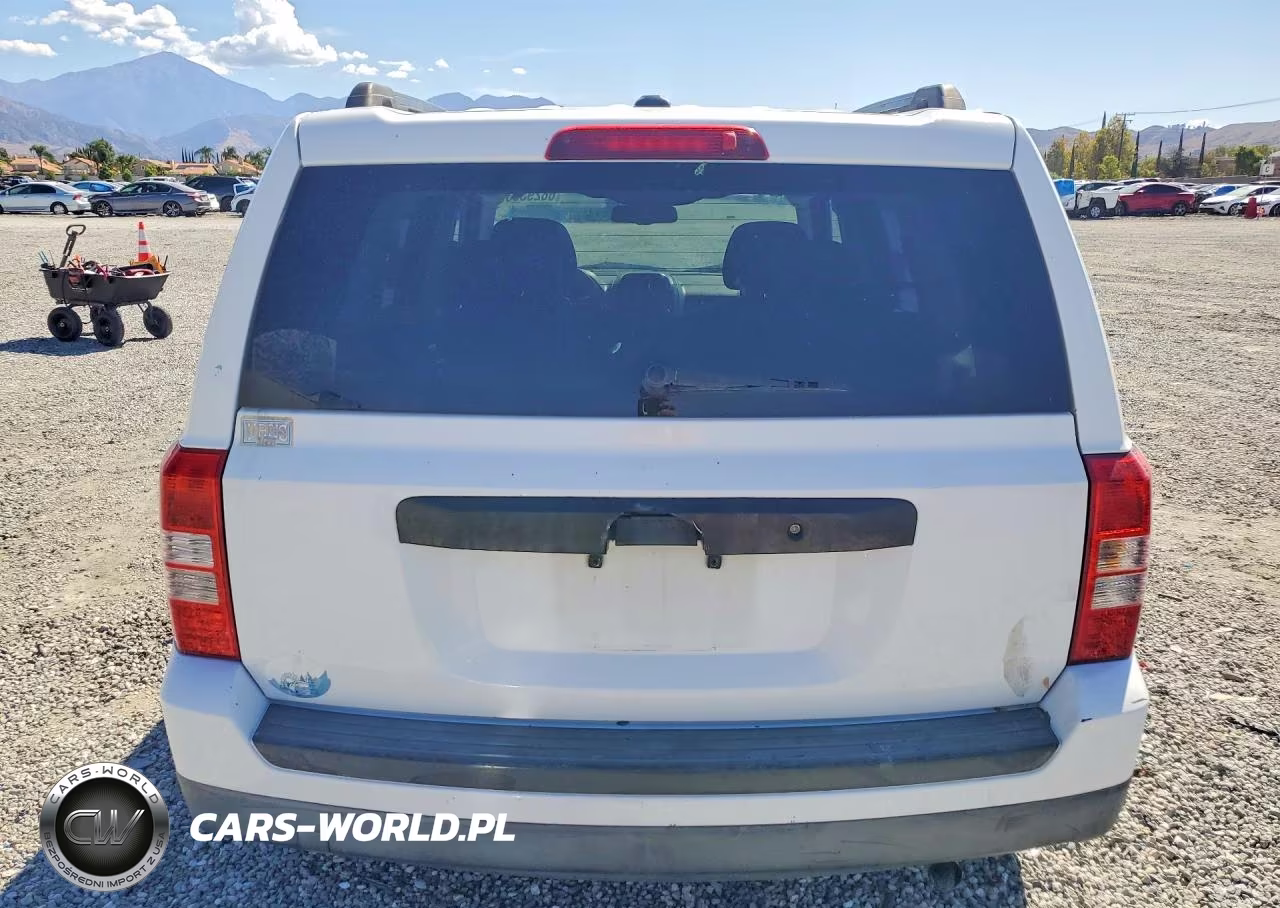 2015 Jeep Patriot Sport VIN:1C4NJPBB3FD250893 - 6