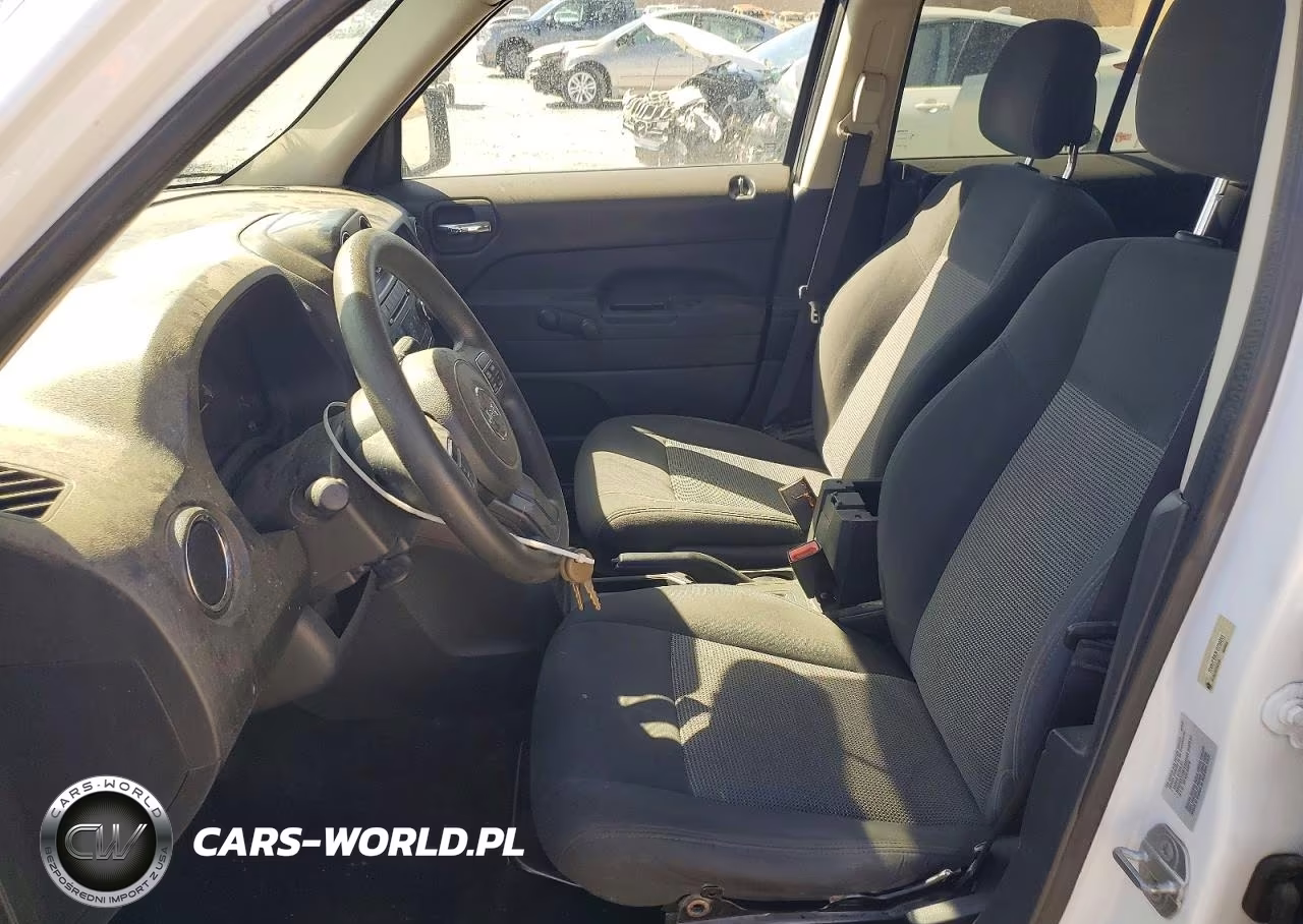 2015 Jeep Patriot Sport VIN:1C4NJPBB3FD250893 - 7