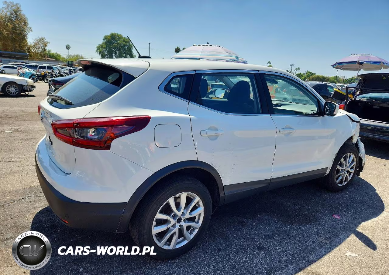 2021 Nissan Rogue Sport S VIN:JN1BJ1AV8MW304477 - 3