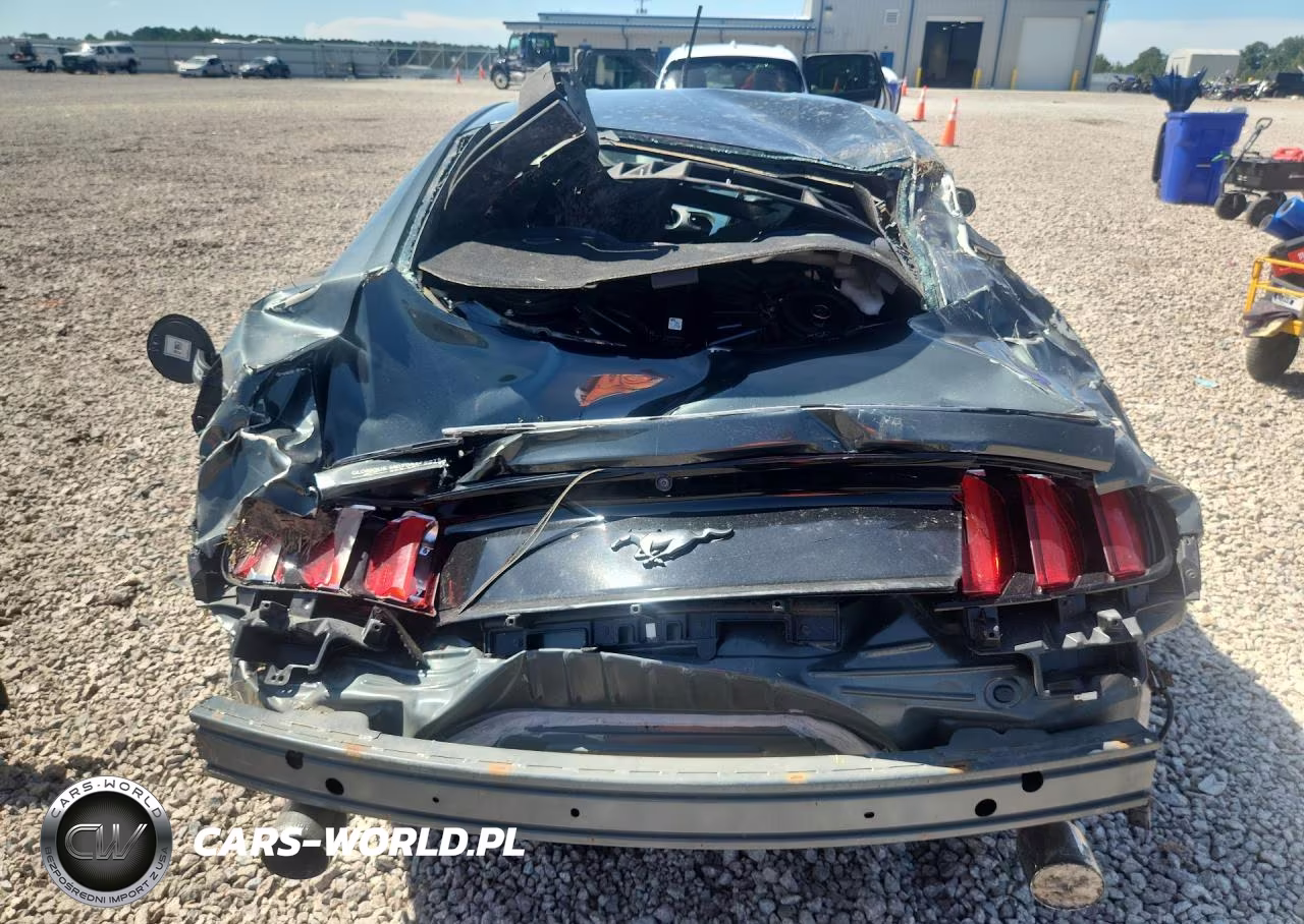 2015 Ford Mustang Base VIN:1FA6P8TH6F5332211 - 6