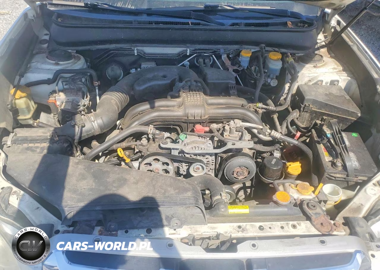 2013 Subaru Outback 2.5I Premium VIN:4S4BRBCC9D1203061 - 12