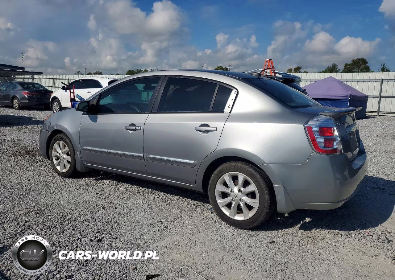 2012 Nissan Sentra 2.0 VIN:3N1AB6AP2CL710220 - 2