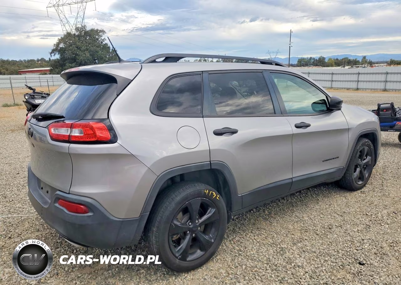 2016 Jeep Cherokee Sport VIN:1C4PJLAS2GW369284 - 3