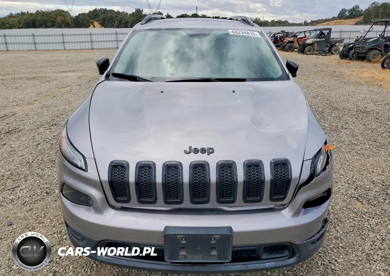 2016 Jeep Cherokee Sport VIN:1C4PJLAS2GW369284 - 5