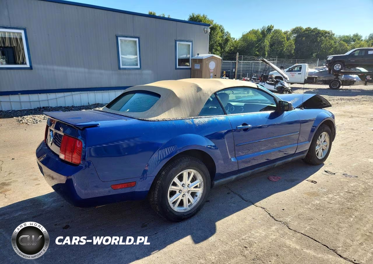 2007 Ford Mustang VIN:1ZVFT84N975330591 - 3