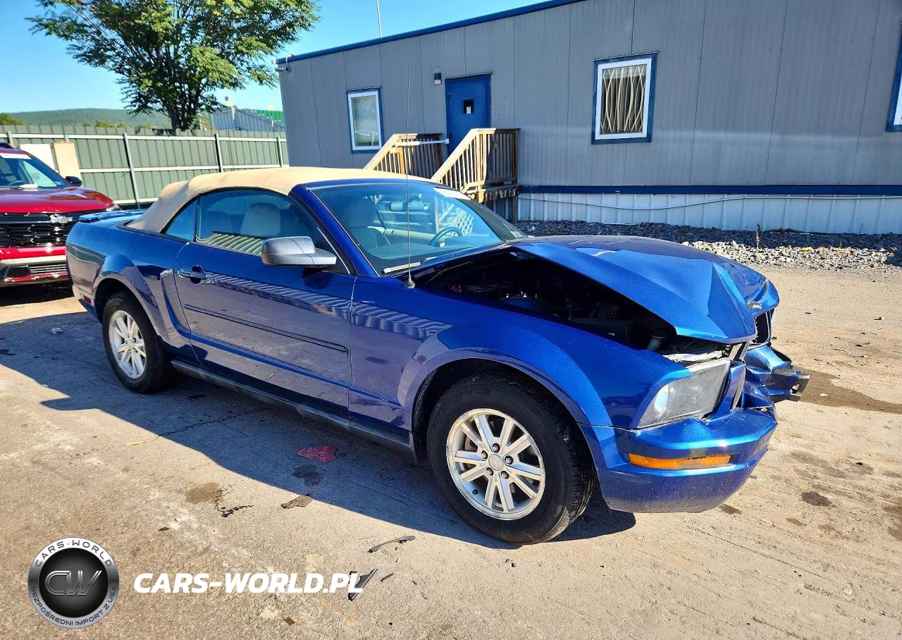2007 Ford Mustang VIN:1ZVFT84N975330591 - 4