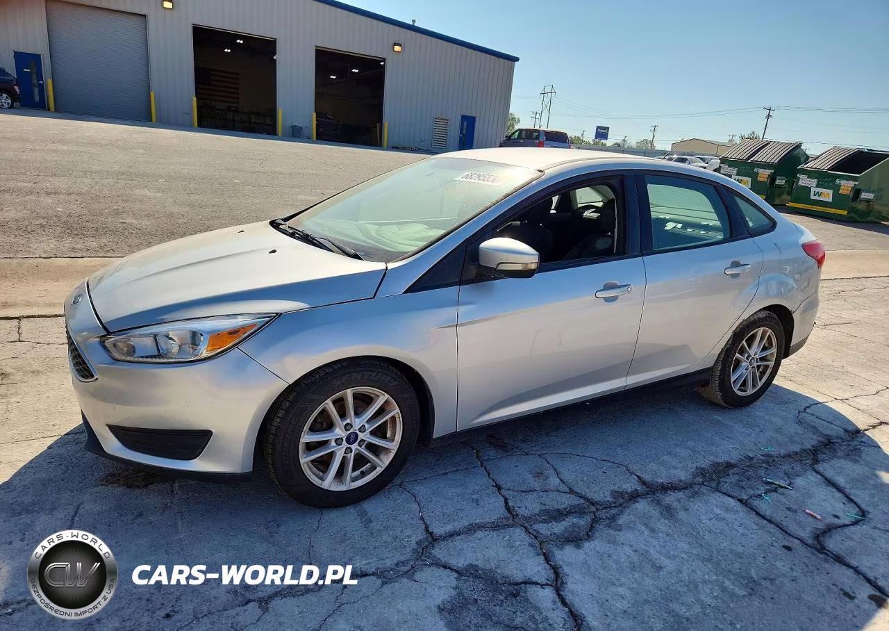 2017 Ford Focus Se VIN:1FADP3F26HL341278 - 1