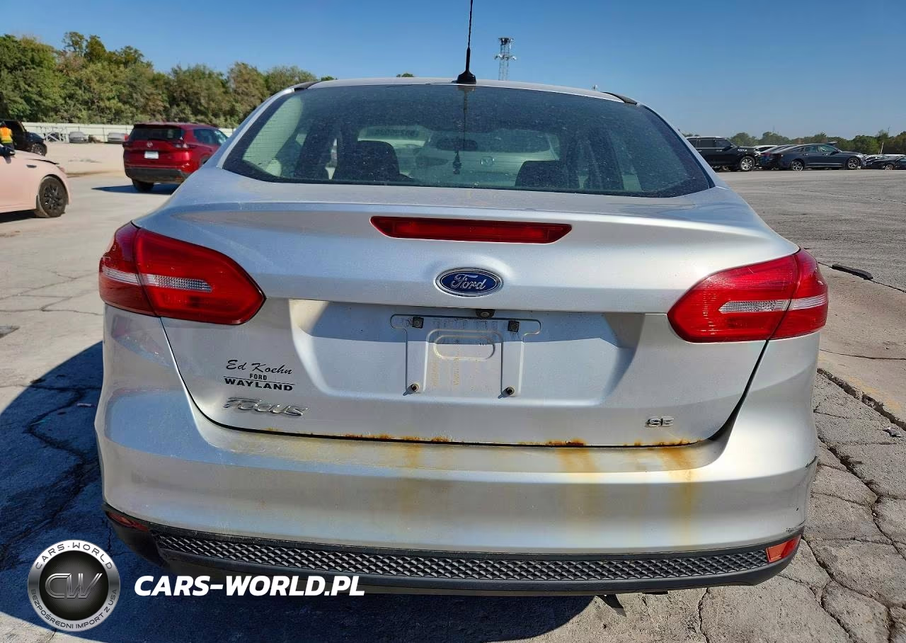 2017 Ford Focus Se VIN:1FADP3F26HL341278 - 6