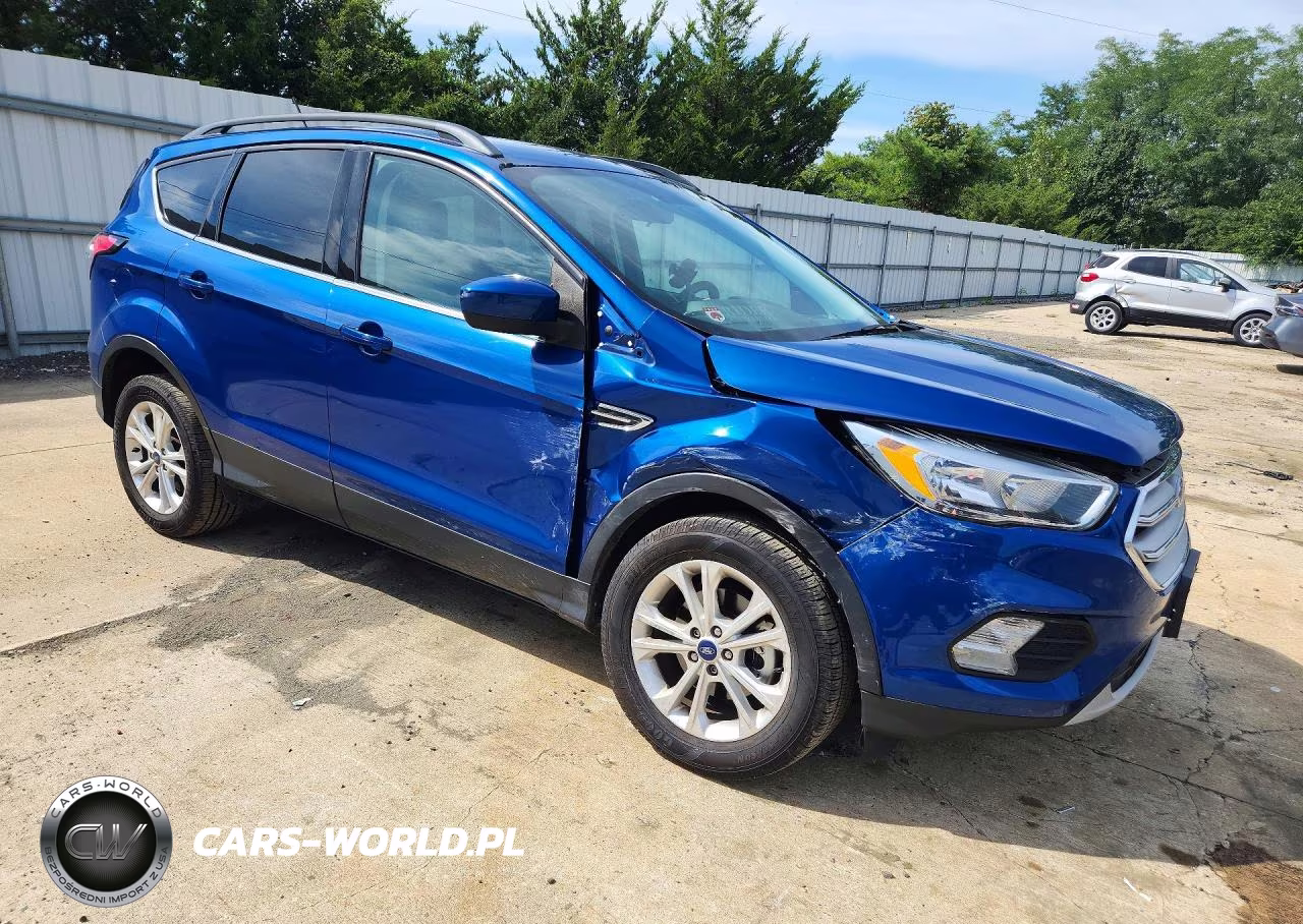 2018 Ford Escape Se VIN:1FMCU0GD5JUA79875 - 4