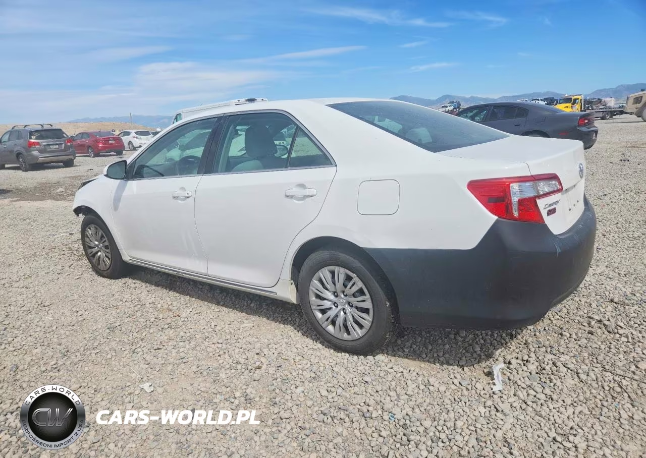 2014 Toyota Camry Le VIN:4T1BF1FK0EU407883 - 2