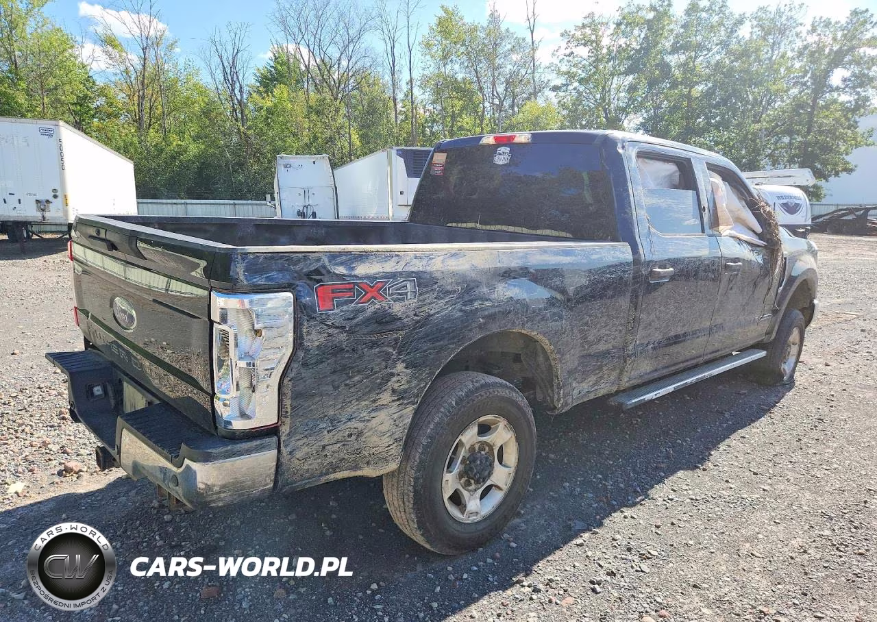 2017 Ford F350 Super Duty VIN:1FT8W3BT8HEE60497 - 3