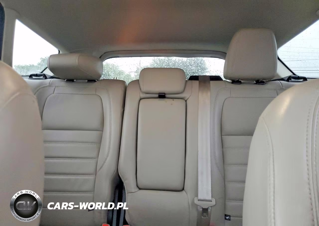 2018 Ford Escape Sel VIN:1FMCU0HD0JUA03348 - 10