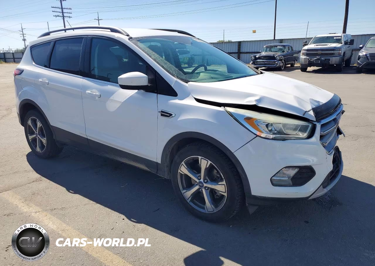 2017 Ford Escape Se VIN:1FMCU0G99HUA83031 - 4