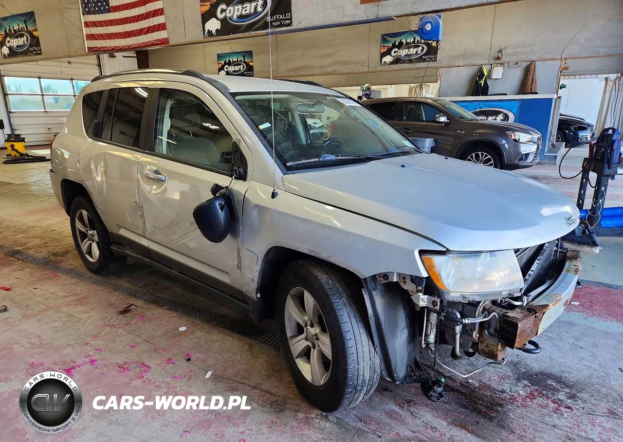 2011 Jeep Compass Sport VIN:1J4NF1FB8BD135784 - 4