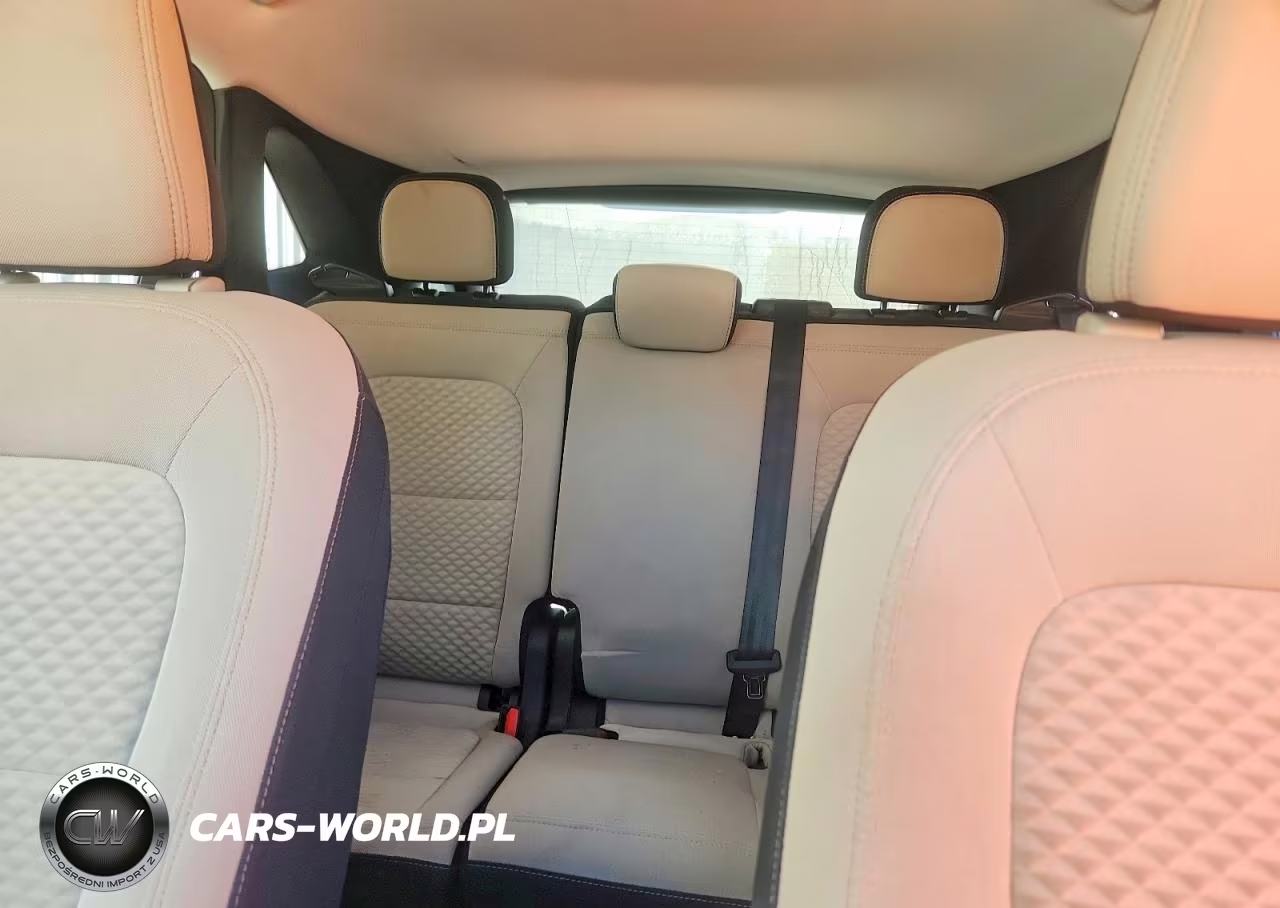2021 Ford Escape Se VIN:1FMCU0G65MUA68199 - 10