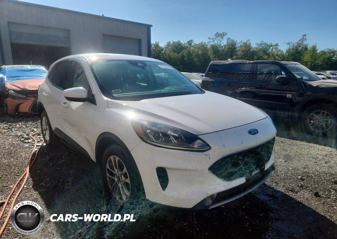 2021 Ford Escape Se VIN:1FMCU0G65MUA68199 - 4