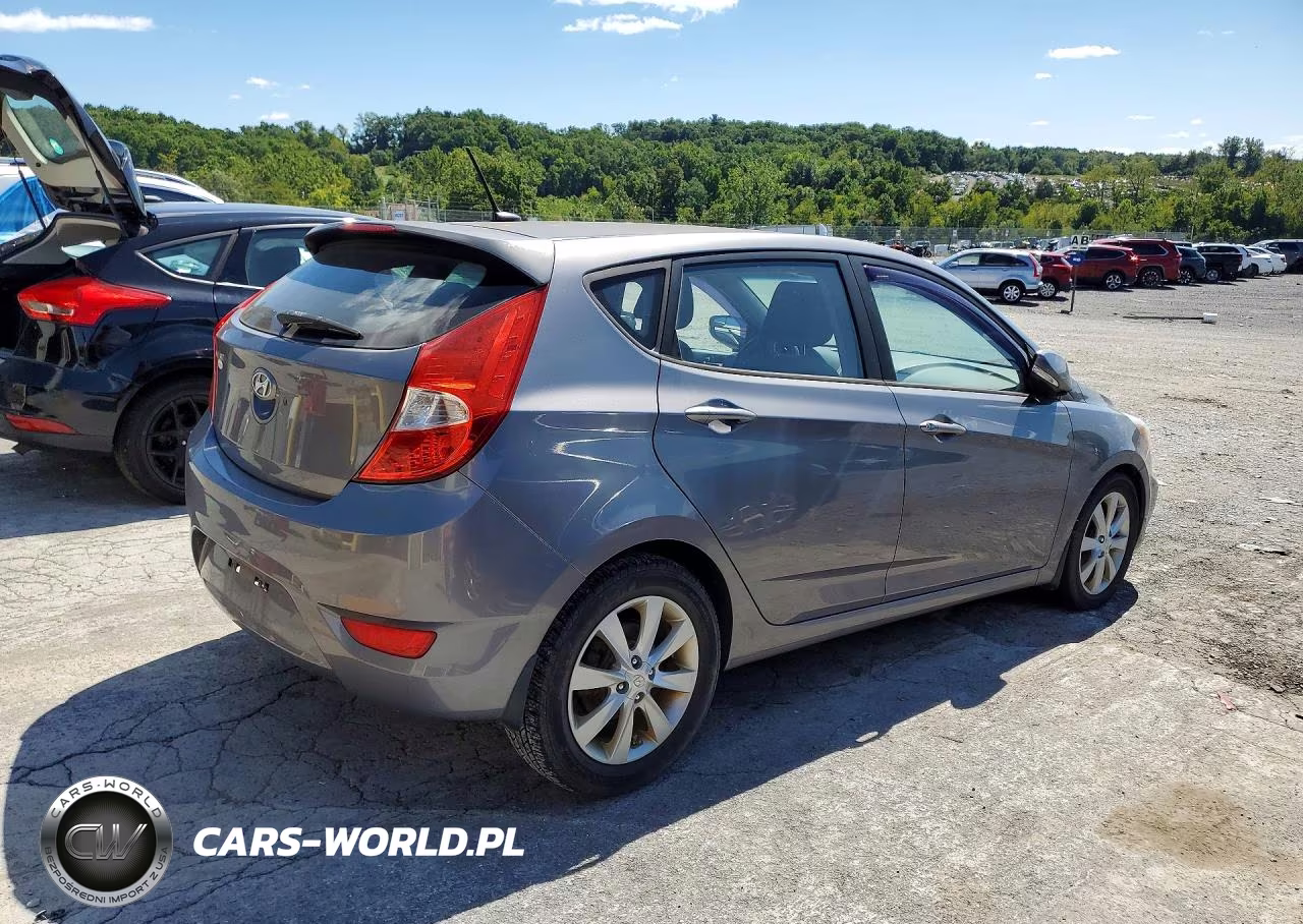 2014 Hyundai Accent Se VIN:KMHCU5AE8EU168229 - 3