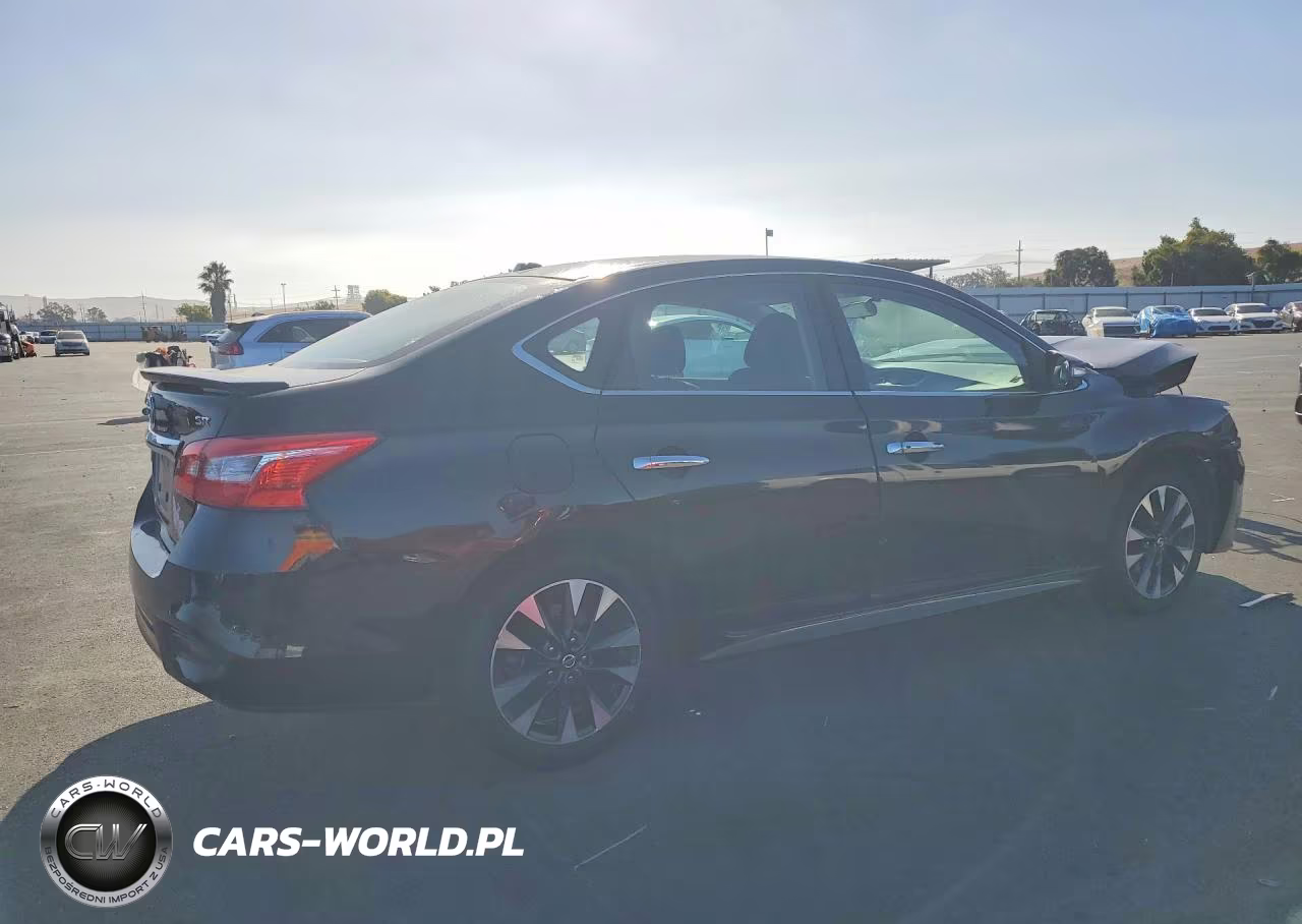 2017 Nissan Sentra Sr VIN:3N1AB7AP1HY228581 - 3
