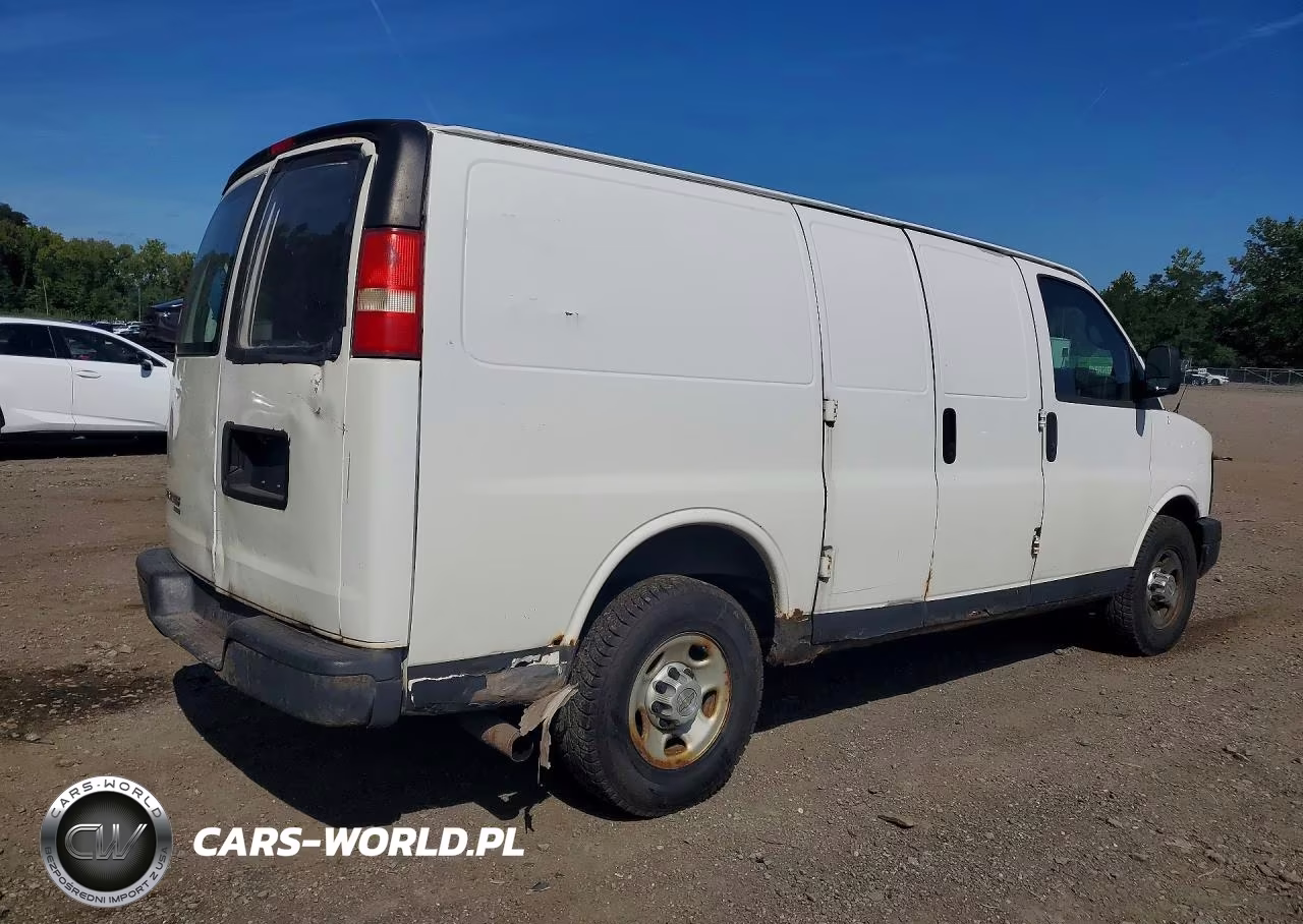 2012 Chevrolet Express G2500 VIN:1GCWGFFA9C1140751 - 3