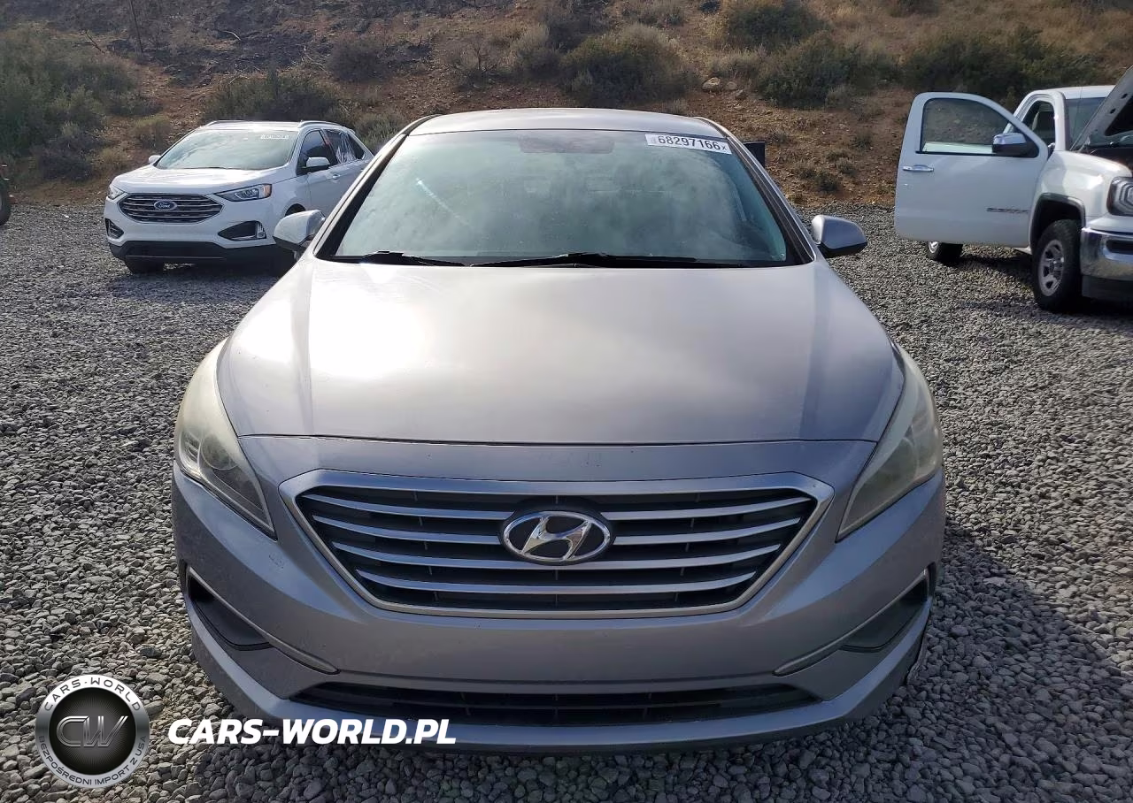 2016 Hyundai Sonata Se VIN:5NPE24AF2GH303661 - 5