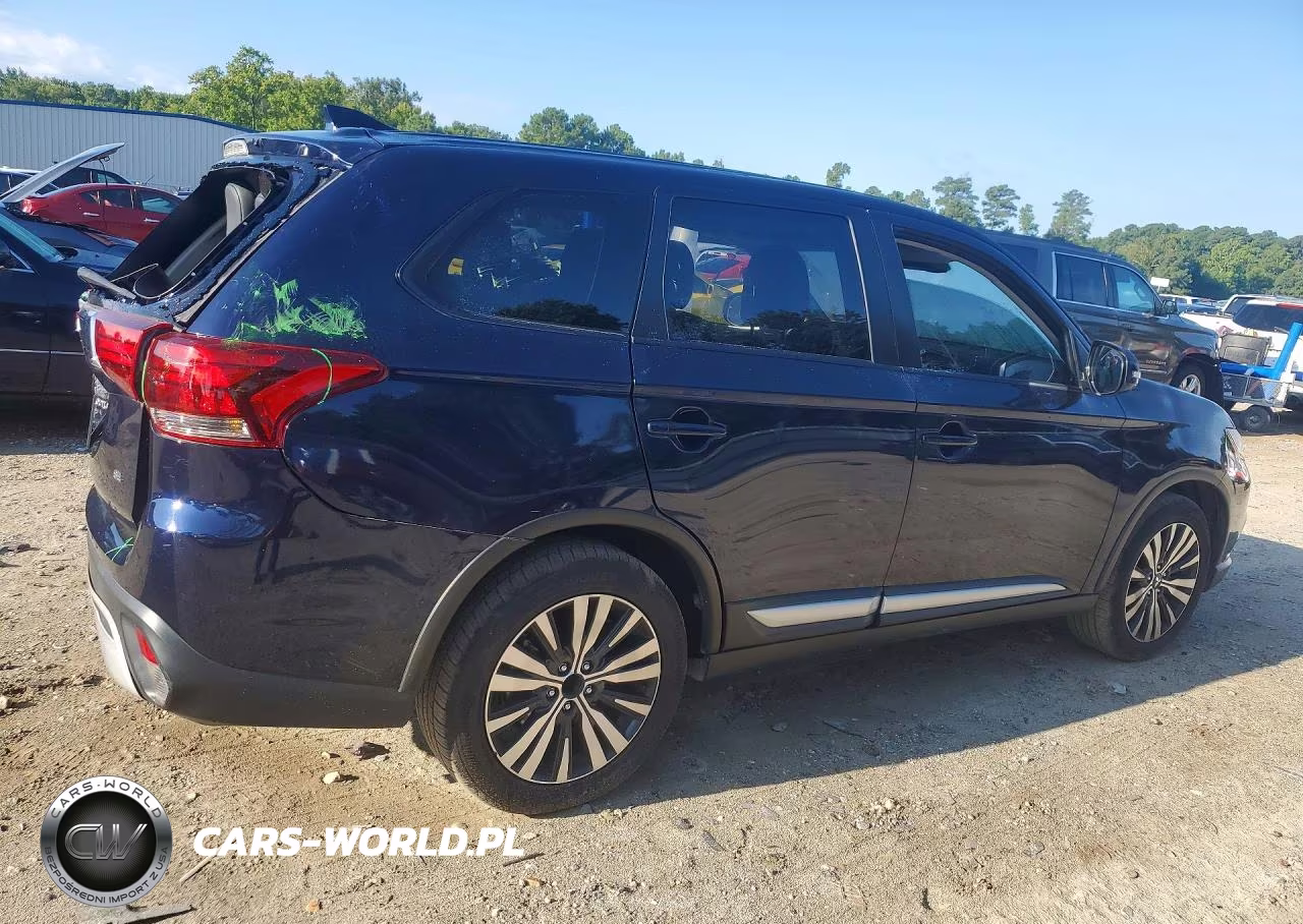 2020 Mitsubishi Outlander Se VIN:JA4AD3A32LZ010932 - 3