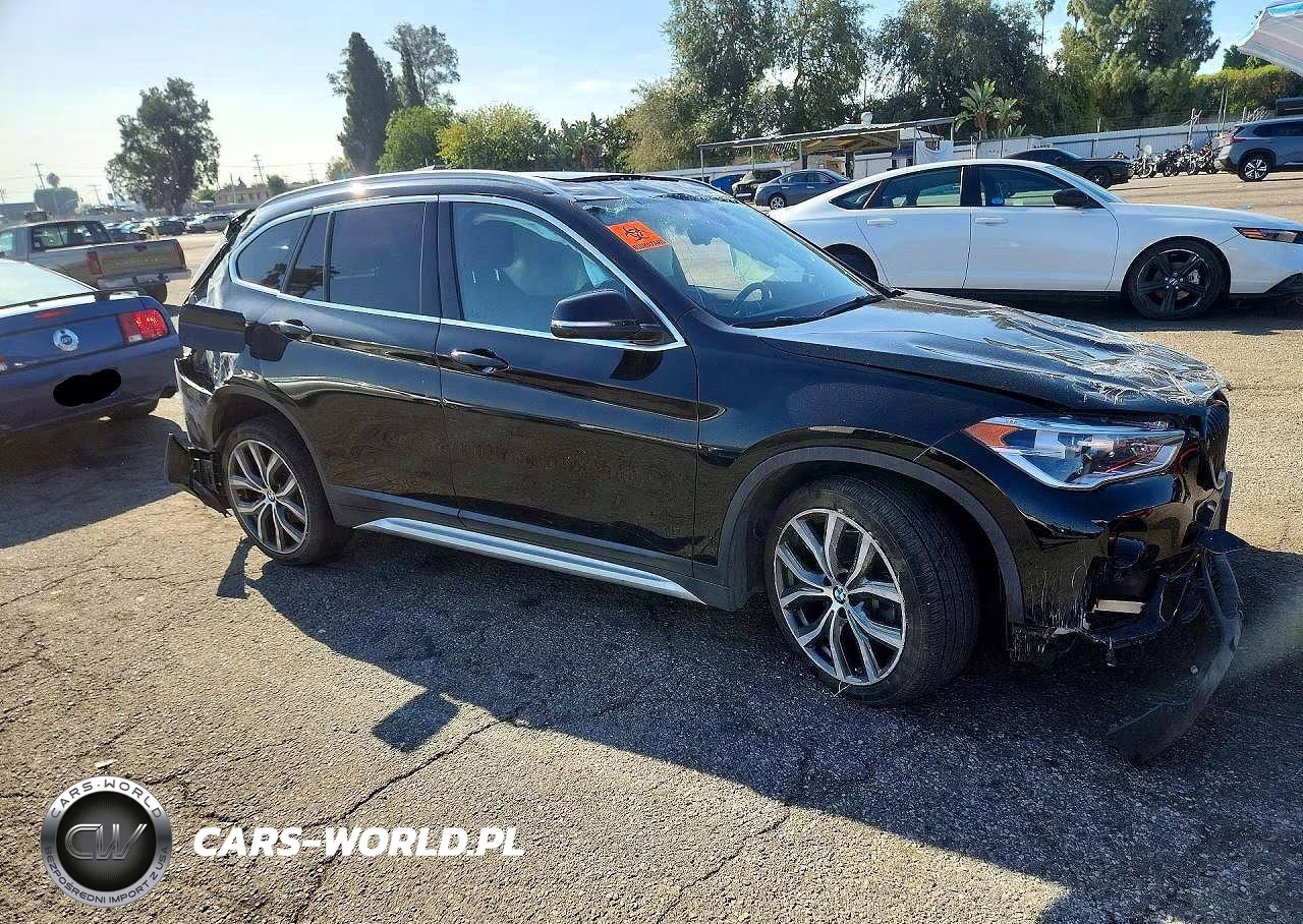 2019 BMW X1 Sdrive28I VIN:WBXHU7C5XK3H45014 - 4
