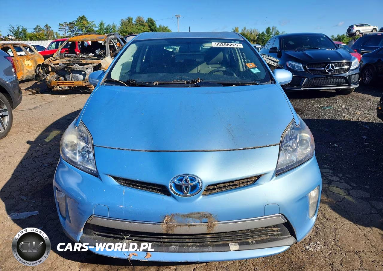 2014 Toyota Prius Plug-In Hybrid Base VIN:JTDKN3DP8E3057328 - 5