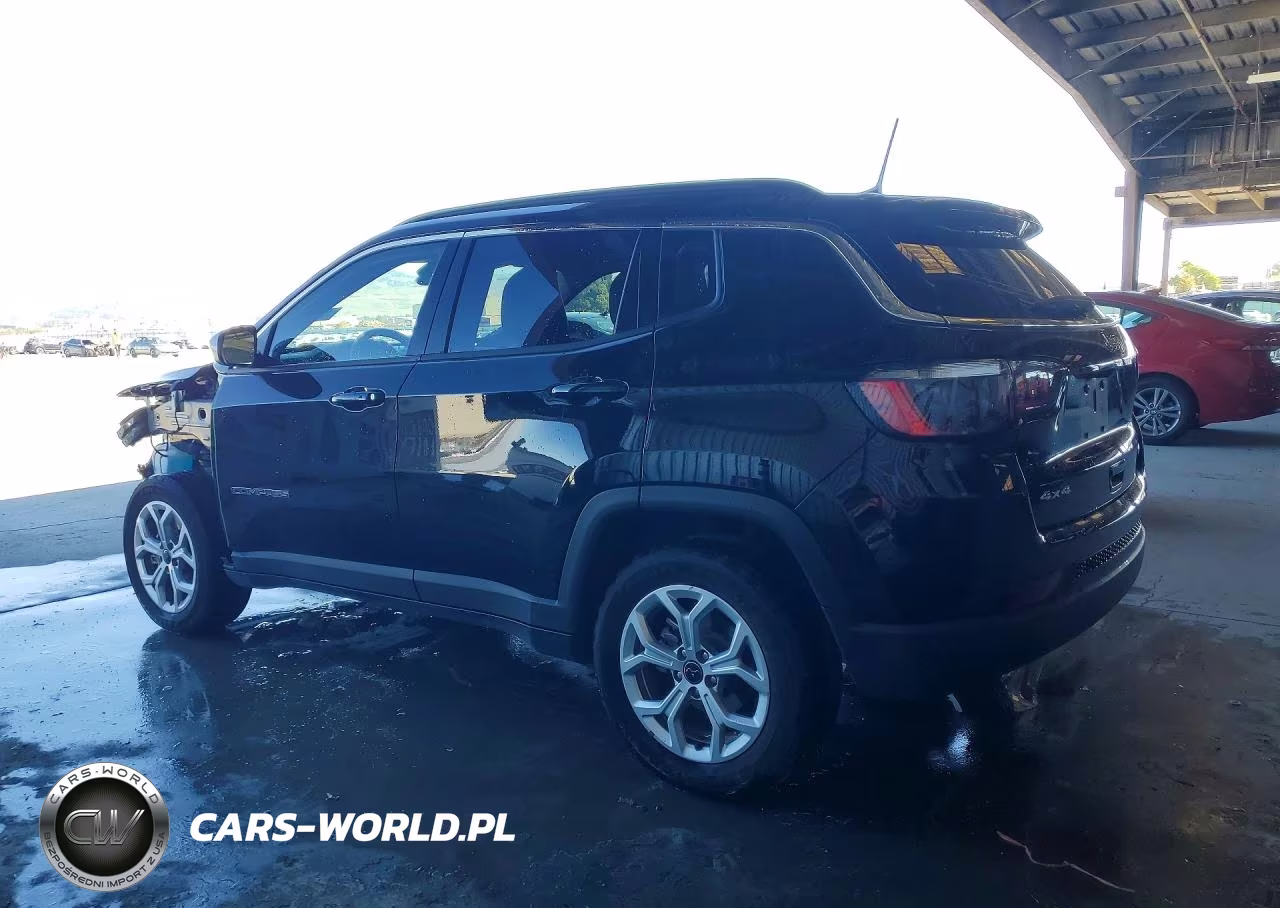 2025 Jeep Compass Latitude VIN:3C4NJDBN9ST620371 - 2