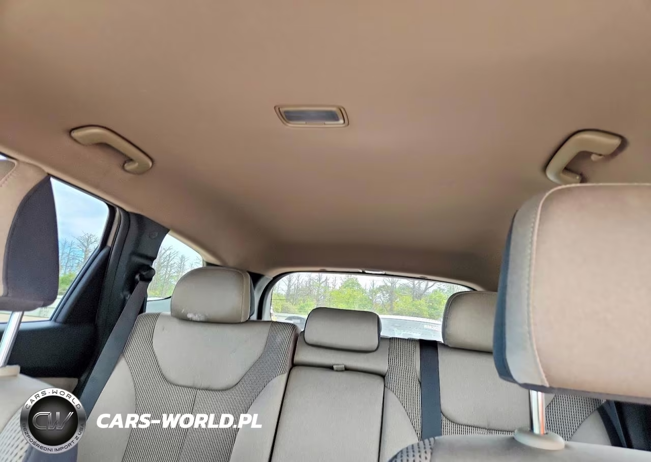 2019 Hyundai Santa Fe Se VIN:5NMS2CADXKH029207 - 10