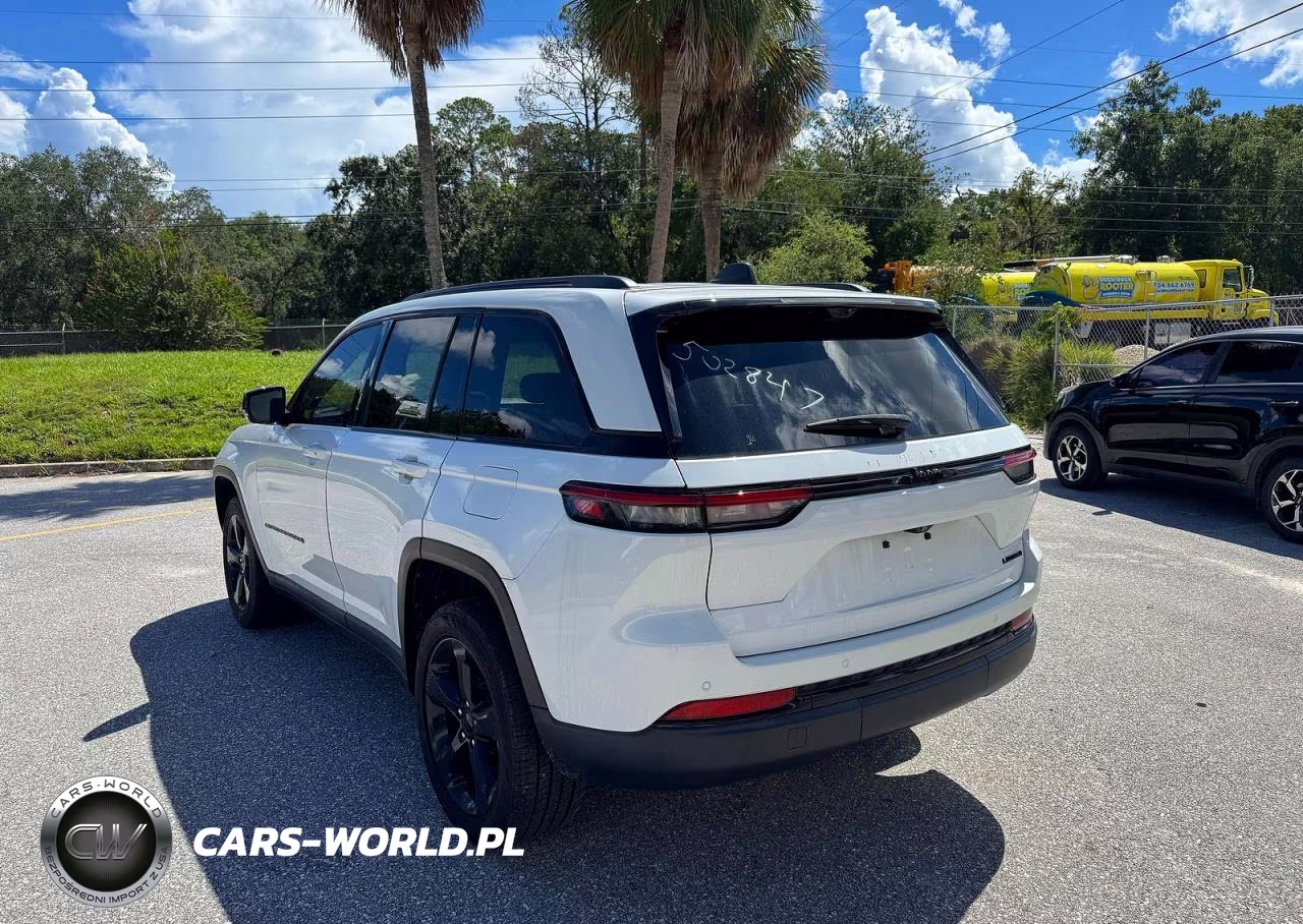 2023 JEEP GRAND CHEROKEE VIN:1C4RJGBG2PC502847 - 3