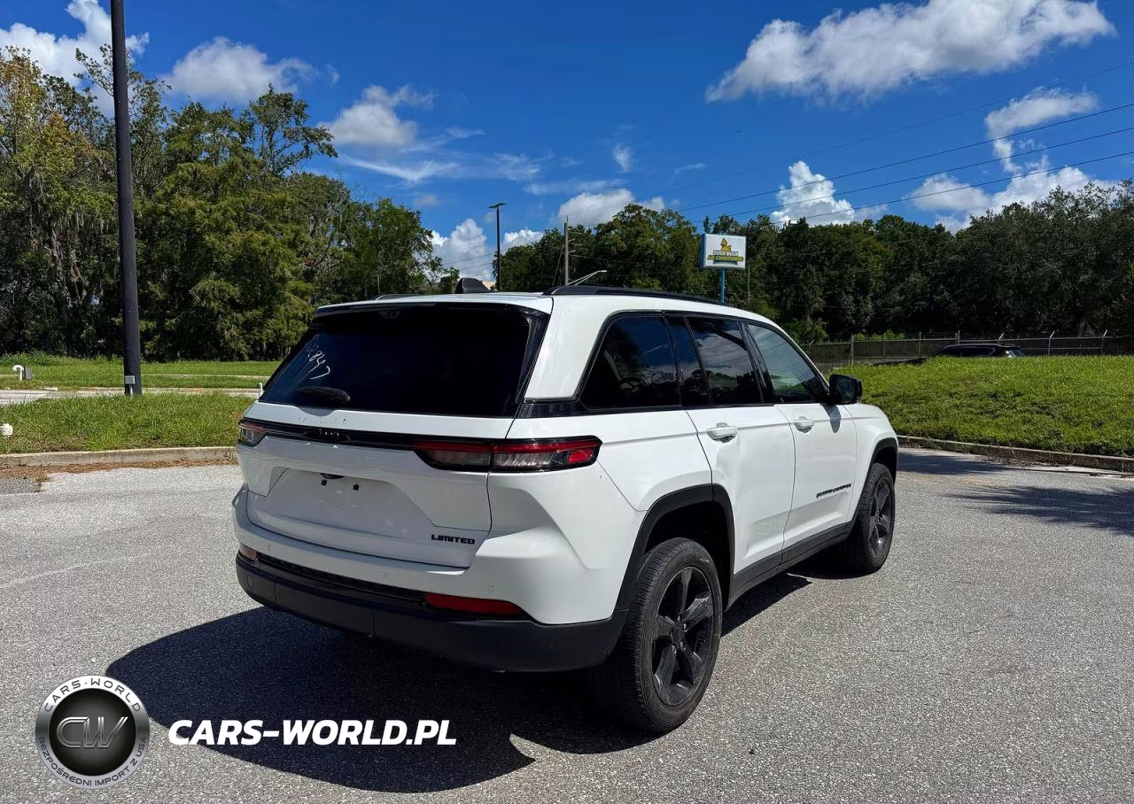 2023 JEEP GRAND CHEROKEE VIN:1C4RJGBG2PC502847 - 4
