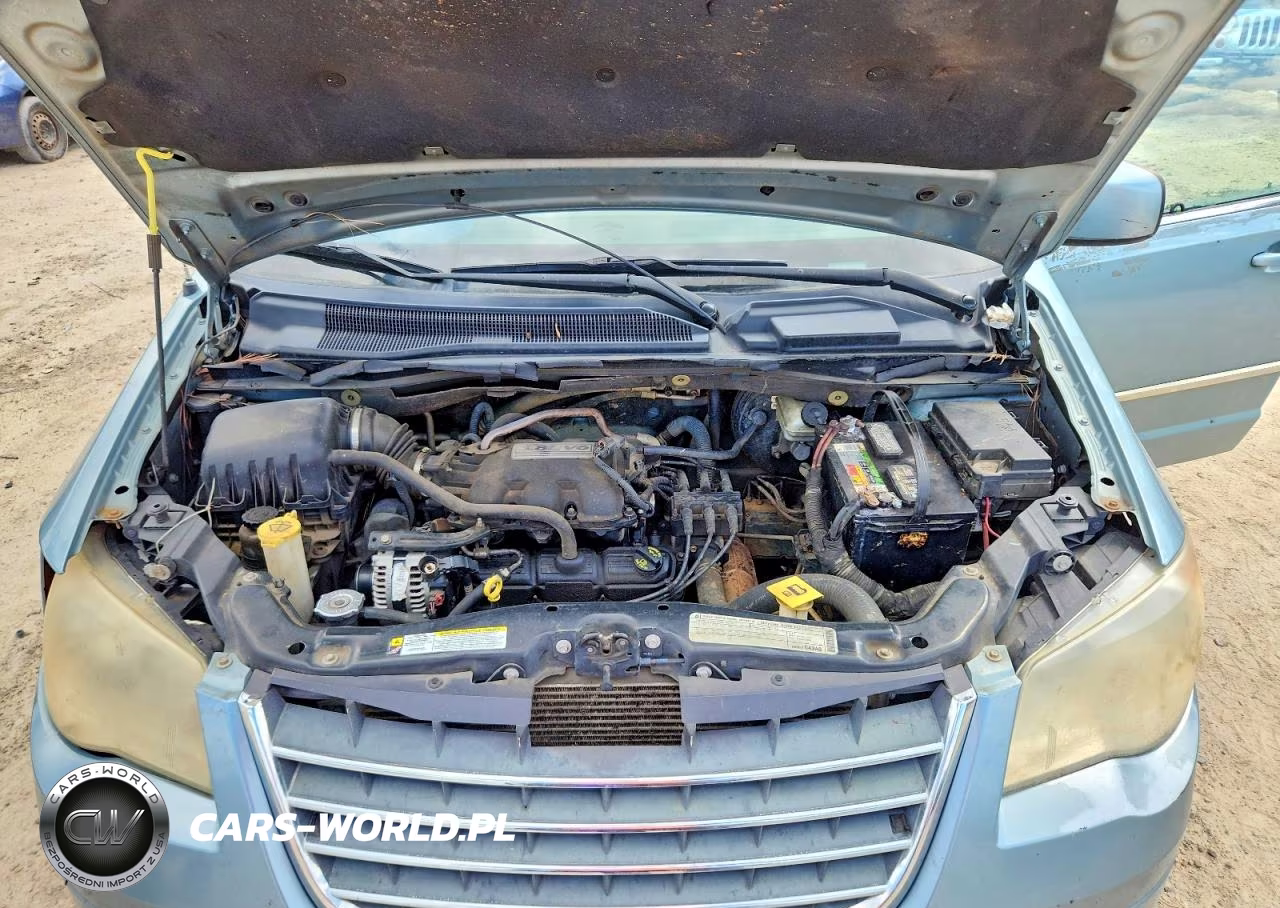 2010 Chrysler Town & Country Touring VIN:2A4RR5D13AR373175 - 12