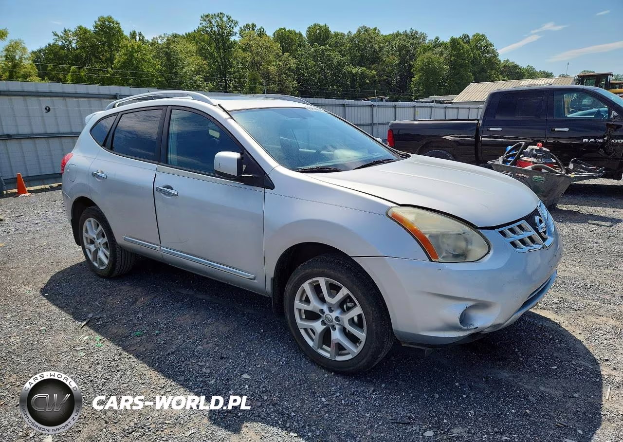 2011 Nissan Rogue S VIN:JN8AS5MV0BW269993 - 4