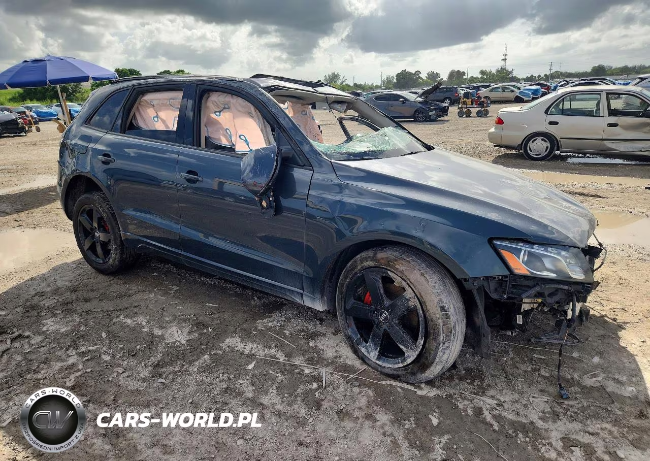2011 Audi Q5 Premium Plus VIN:WA1LFAFP0BA030936 - 4