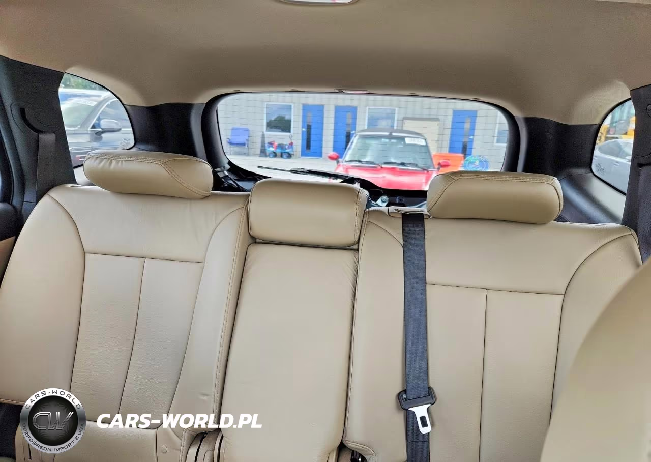 2012 Hyundai Santa Fe Limited VIN:5XYZKDAG9CG110838 - 10