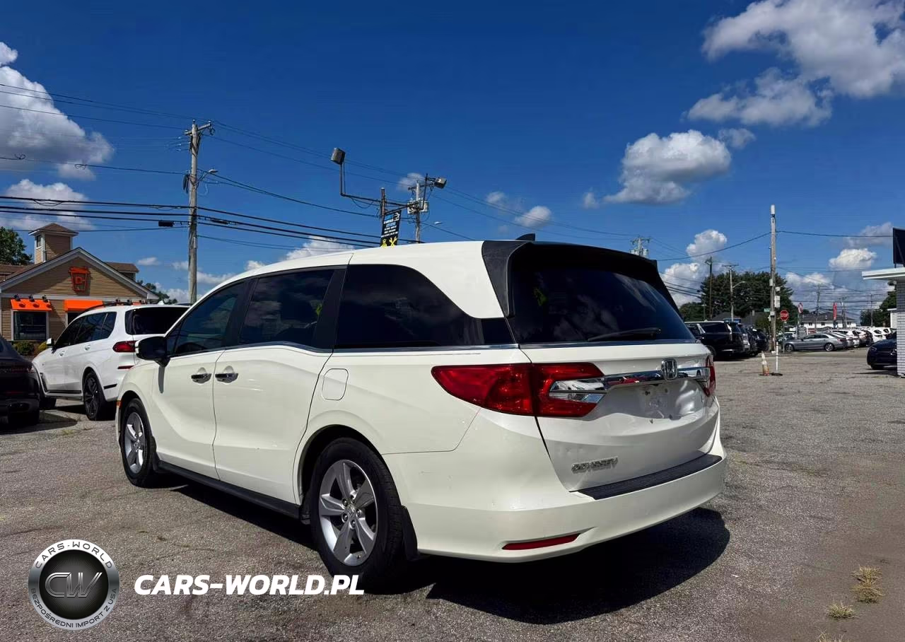 2018 Honda Odyssey Exl VIN:5FNRL6H73JB062868 - 3