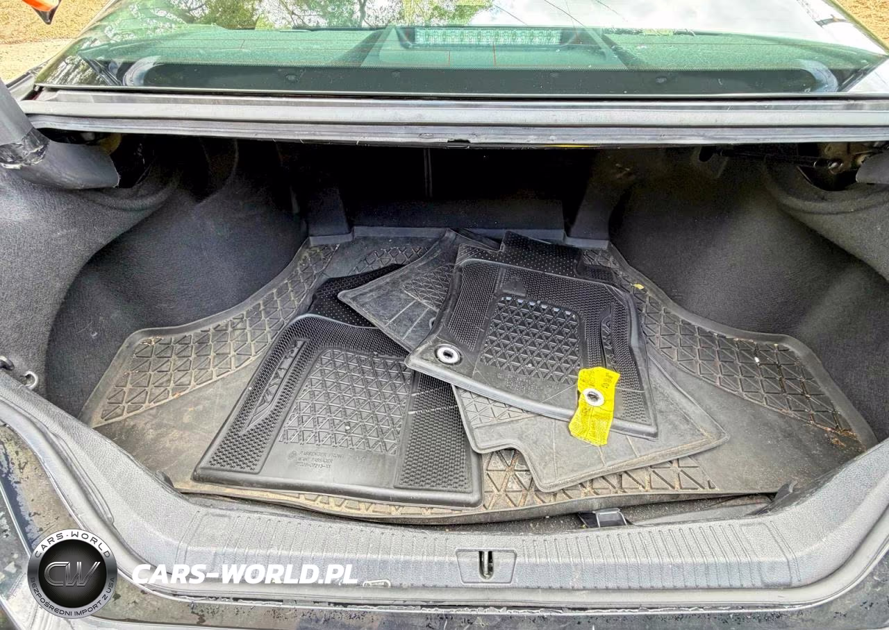 2019 Audi A8 L VIN:WAU8DAF88KN017447 - 12