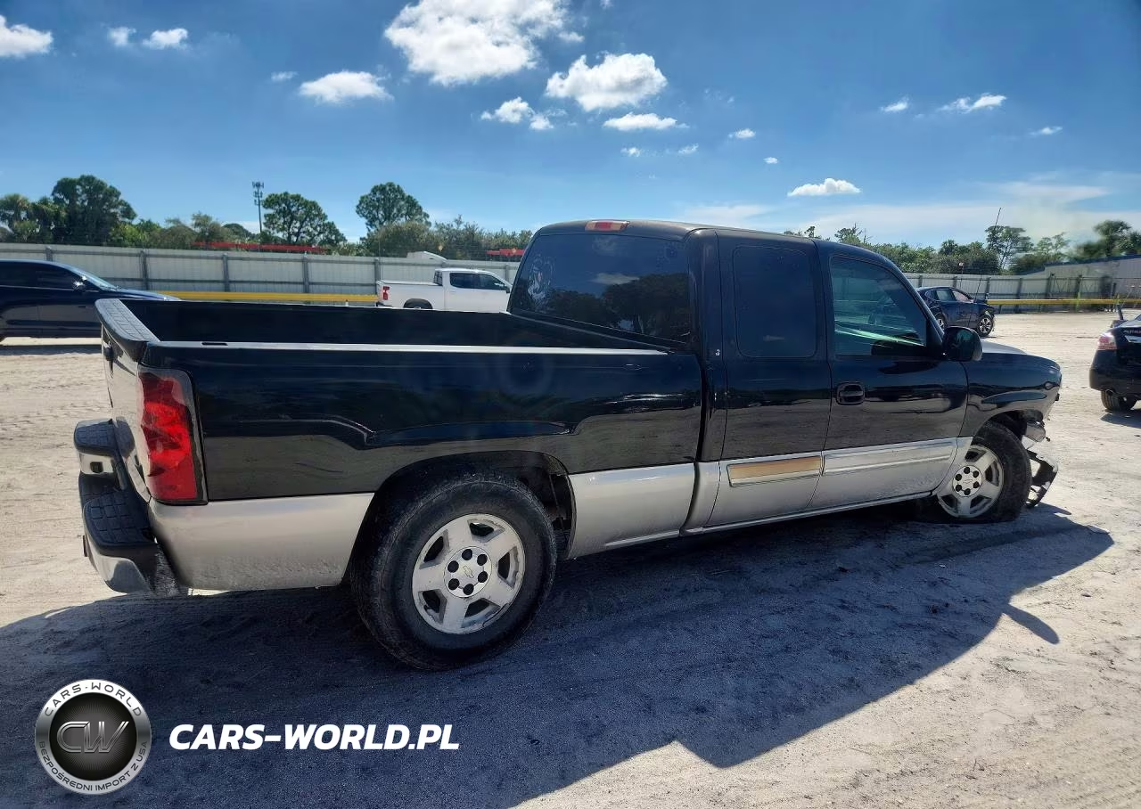 2007 Chevrolet Silverado C1500 Classic VIN:1GCEC19Z07Z152807 - 3