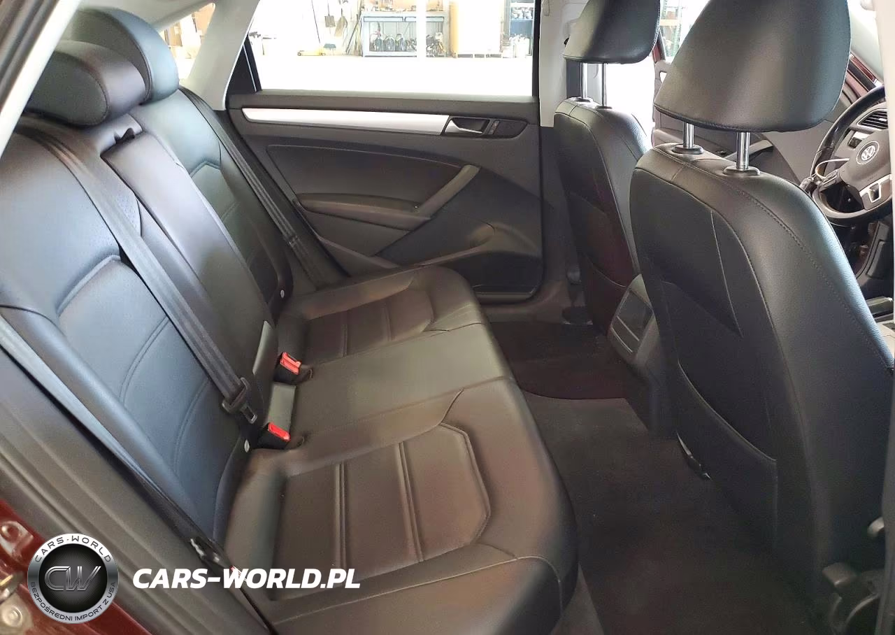 2012 Volkswagen Passat Se VIN:1VWBH7A39CC036370 - 10