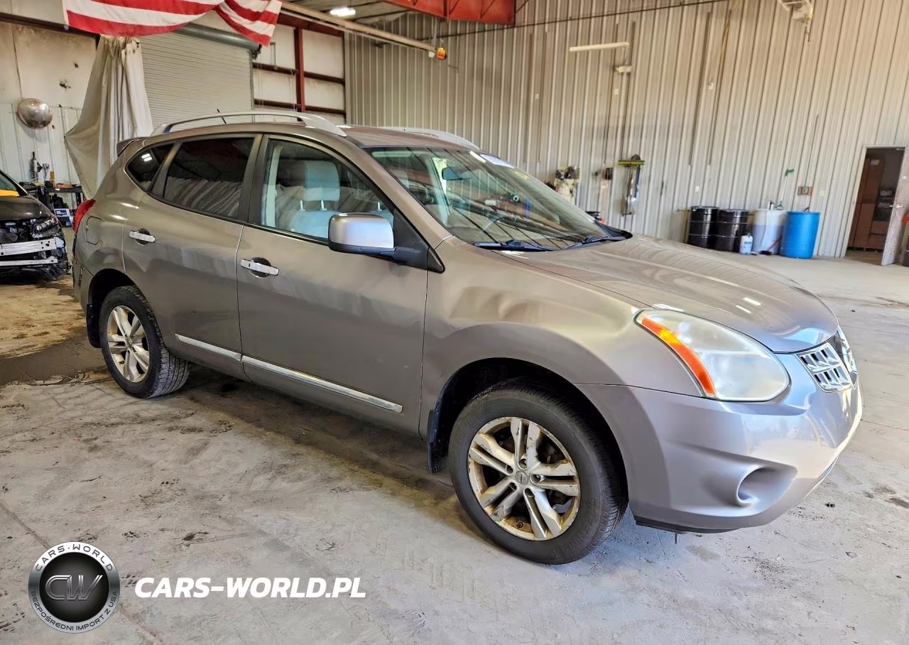2013 Nissan Rogue S VIN:JN8AS5MV0DW132930 - 4