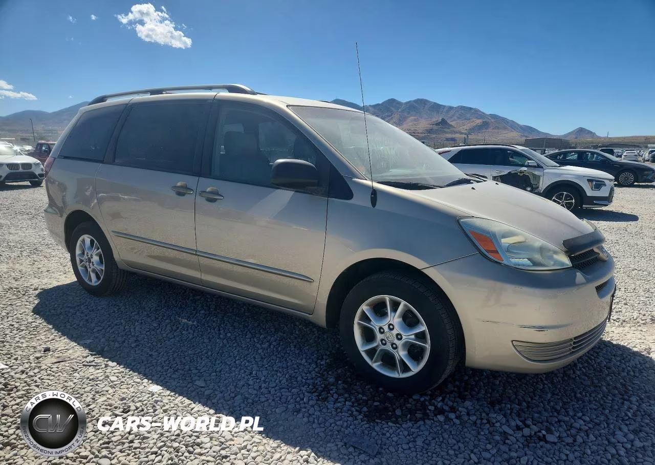 2005 Toyota Sienna Le VIN:5TDBA23C75S049949 - 4