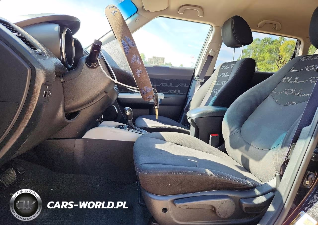 2012 Kia Soul + VIN:KNDJT2A68C7361546 - 7