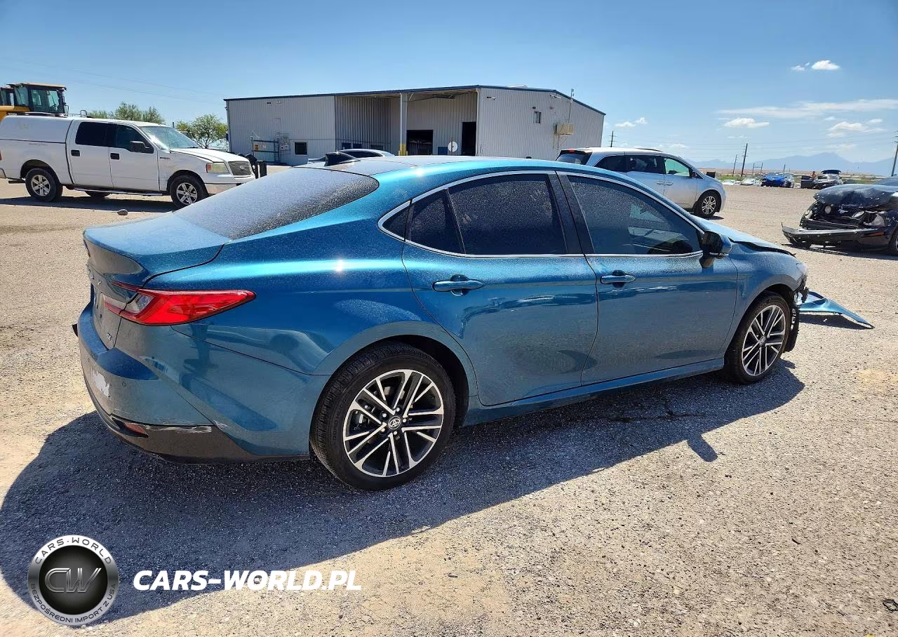 2025 Toyota Camry Xle VIN:4T1DBADK7SU026597 - 3