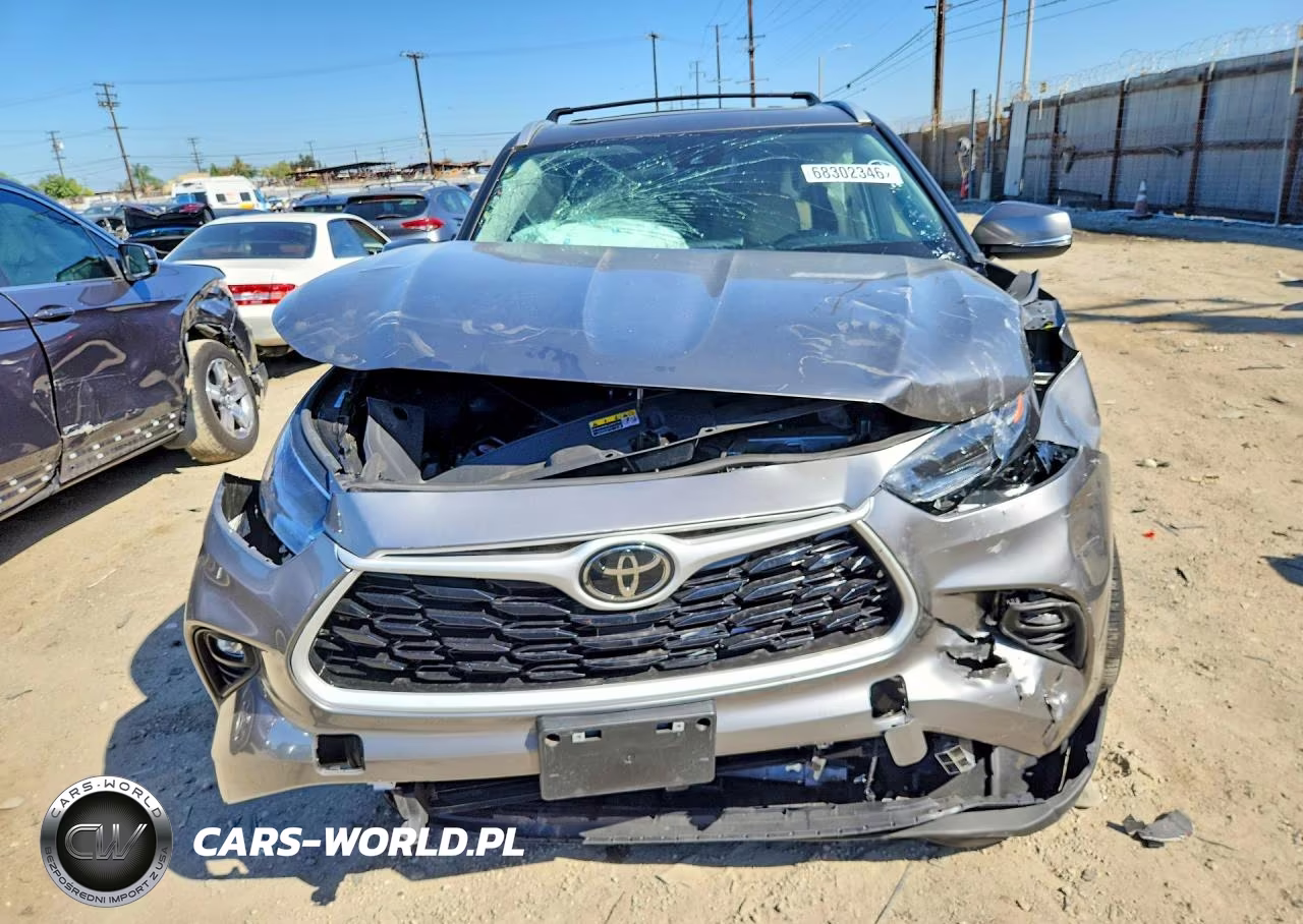 2025 Toyota Highlander Hybrid Xle VIN:5TDKBRCH9SS665794 - 5