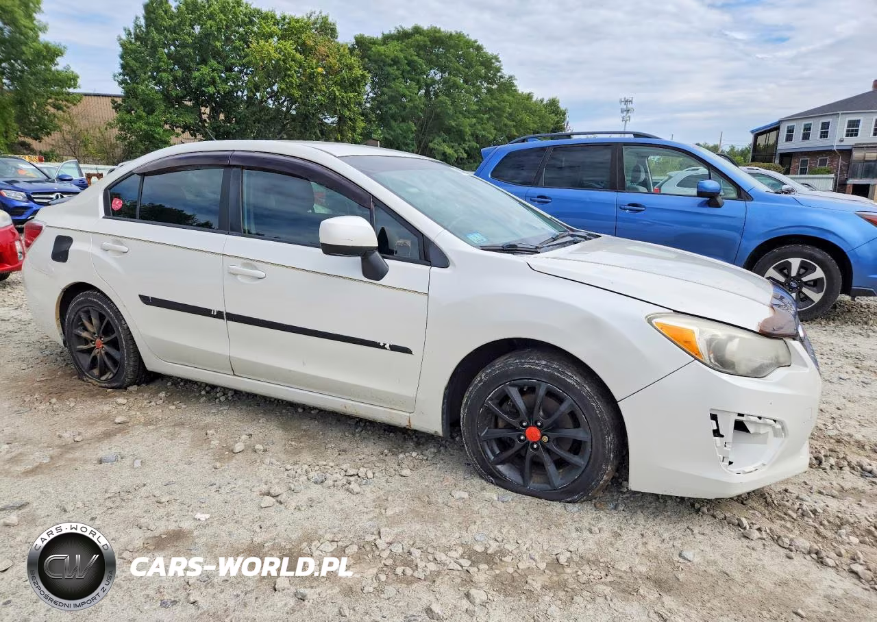 2014 Subaru Impreza Premium VIN:JF1GJAC69EH013667 - 4
