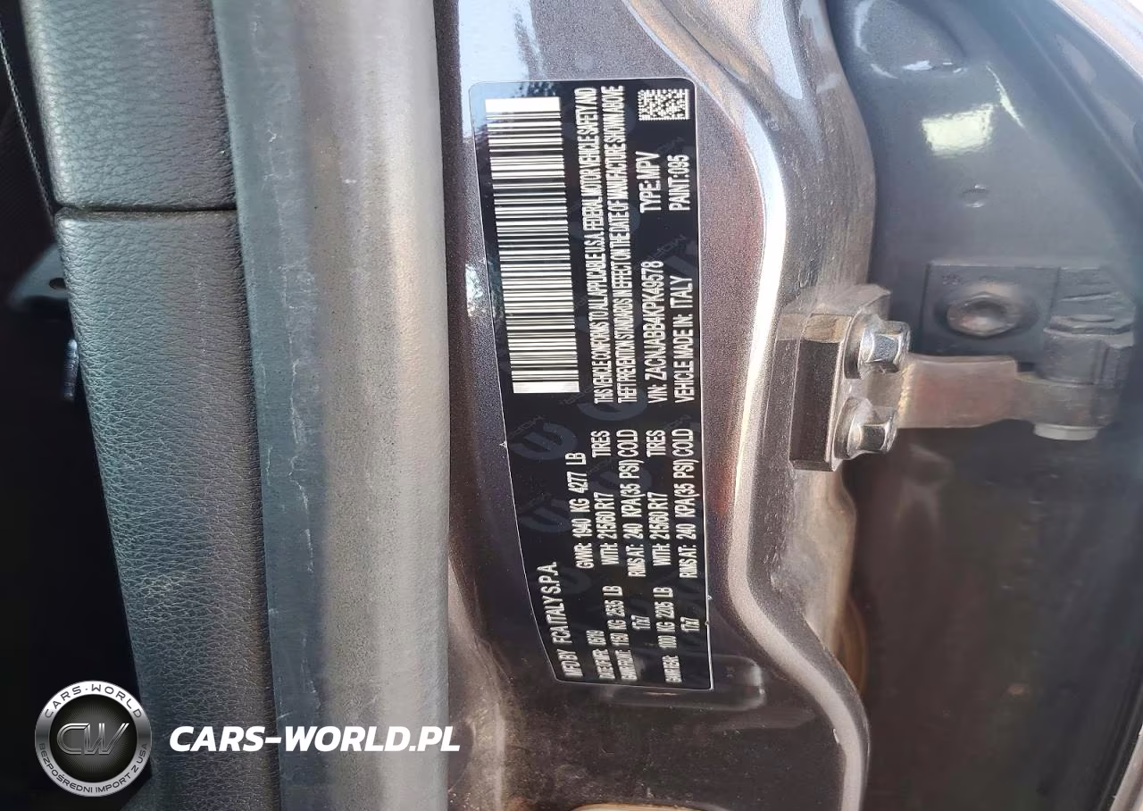 2019 Jeep Renegade Latitude VIN:ZACNJABB4KPK49578 - 13
