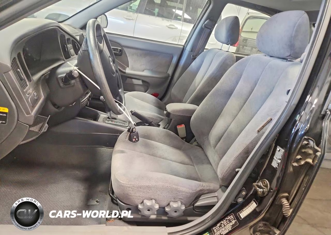 2005 Hyundai Elantra Gls VIN:KMHDN46D15U037655 - 7