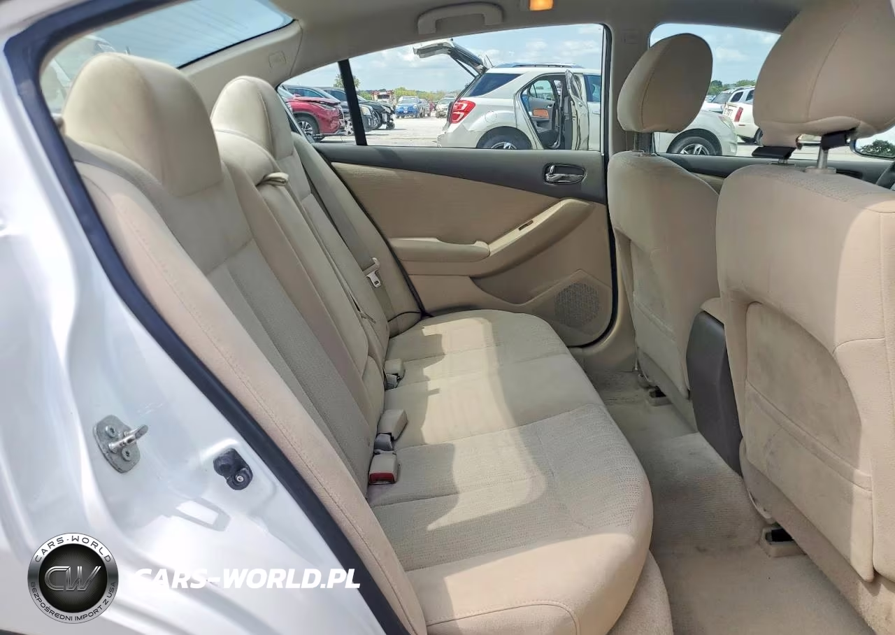 2012 Nissan Altima 2.5 VIN:1N4AL2AP3CN554696 - 10