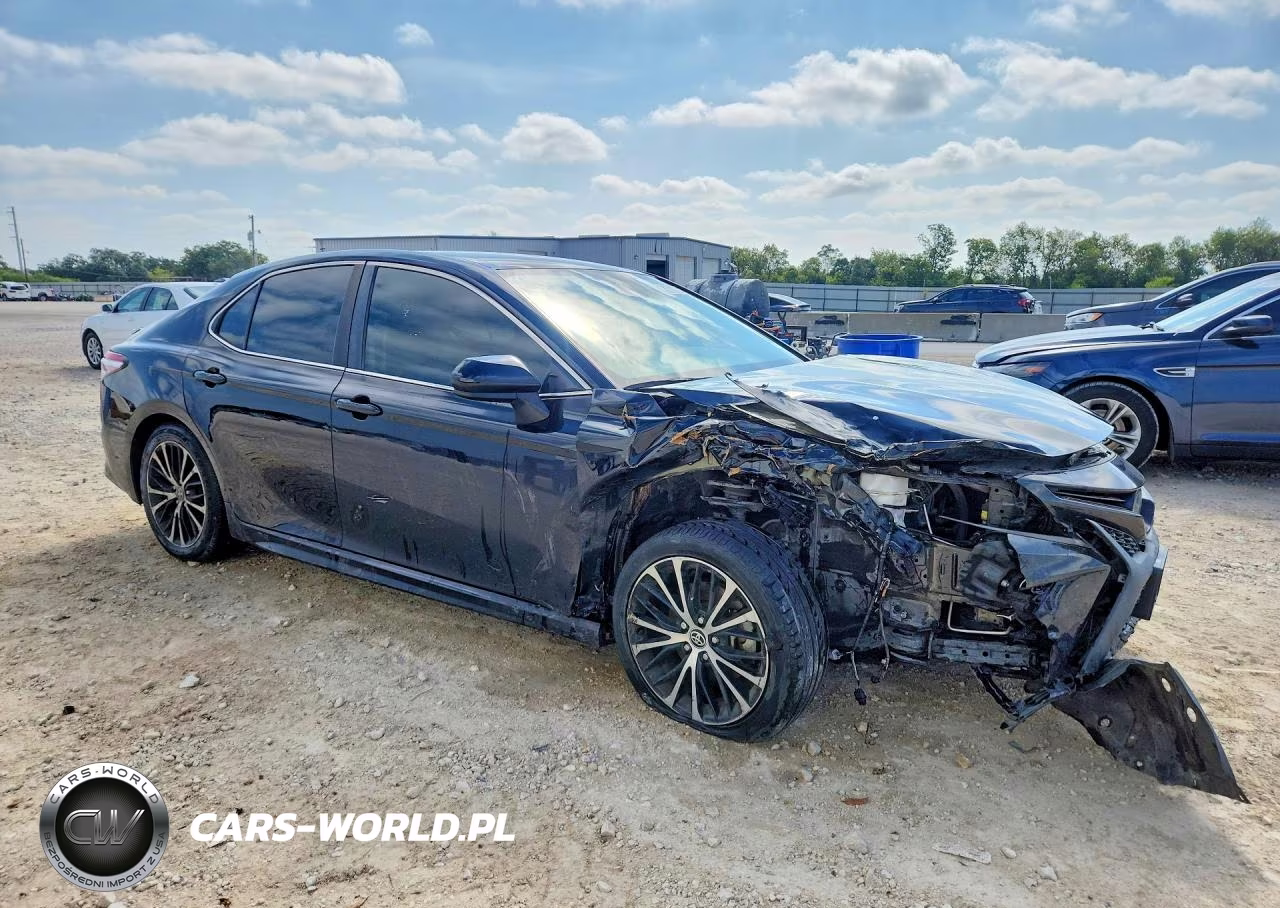 2020 Toyota Camry Se VIN:4T1G11AK9LU952134 - 4