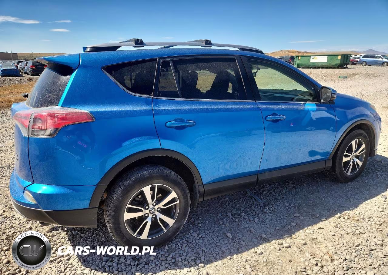 2016 Toyota Rav4 Xle VIN:JTMRFREV6GJ054860 - 3